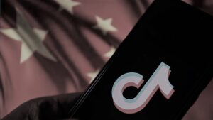 La Amenaza de TikTok a la Seguridad Nacional y la Soberanía Digital. La Postura de Donald Trump.