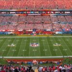 A rendőrség azokat keresi, akik NEM Viseltek maszkot a Super Bowl-ban