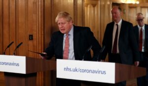 Último anuncio de Boris Johnson: eliminará la obligatoriedad de las mascarillas y no será necesario pasaporte Covid en eventos