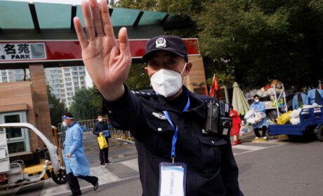 Denuncian posible detención del régimen chino a un estudiante uigur en Hong Kong
