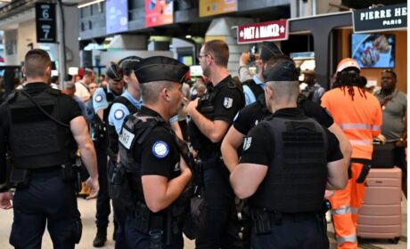 Fuentes del servicio de seguridad de Francia apuntan a la extrema izquierda como responsable del sabotaje en la red de trenes